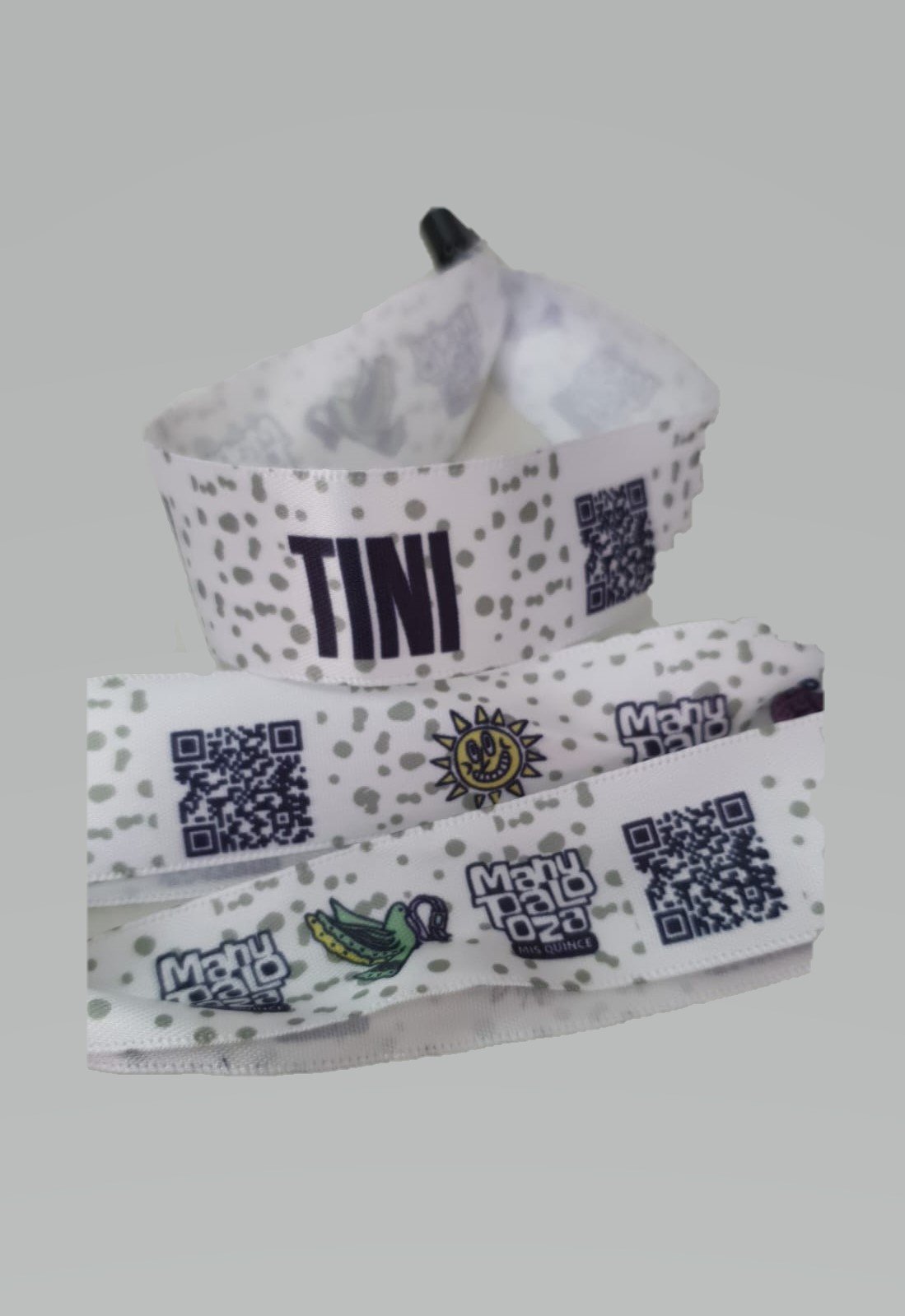 Pulseras QR personalizadas WUPS — múltiples diseños y materiales